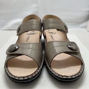 Finn Comfort, Alayna Sandals, Fango, Subtle Metallic Tan, Women’s Size 9 US, NIB